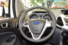 2013款福特翼搏1.5L手动尊贵型