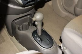 2014款日产阳光1.5XE CVT精英版