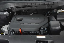 2015款起亚索兰托L 2.4GDI汽油2WD运动版5座