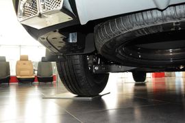 2015款起亚索兰托L 2.4GDI汽油2WD运动版5座