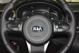 2015款起亚索兰托L 2.4GDI汽油2WD运动版5座