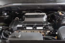 2013款起亚狮跑2.0L DLX自动两驱版