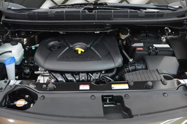 2013款起亚新佳乐2.0L 5座自动标准版 京V