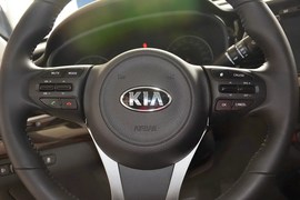 2014款起亚K4 1.8L自动DLX