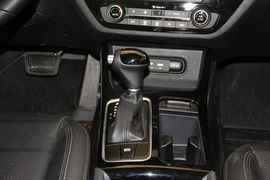 2014款起亚K4 1.8L自动DLX