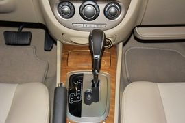 2015款别克凯越1.5L自动型