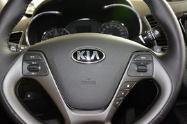 2015款起亚K3 1.6L自动GLS