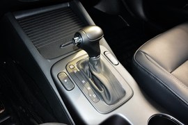 2015款起亚K3 1.6L自动GLS
