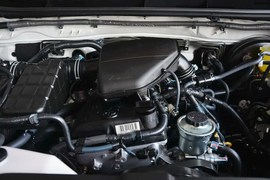 2015款一汽丰田普拉多2.7L自动标准版