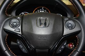 2015款本田缤智1.8L CVT两驱豪华型