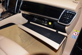 2014款保时捷Panamera 4 Executive 3.0T