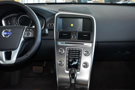2015款沃尔沃XC60 2.0T T5 AWD智驭版