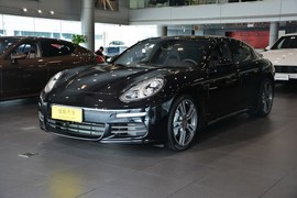 2014款保时捷Panamera4S Sport 3.0T