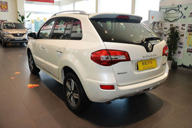 2014款雷诺科雷傲2.0L两驱舒适版