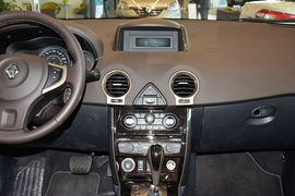 2014款雷诺科雷傲2.0L两驱舒适版