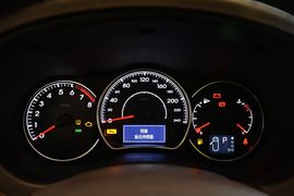 2014款雷诺科雷傲2.0L两驱舒适版