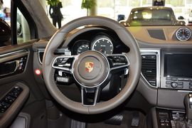 2014款保时捷Macan Turbo 3.6T