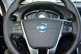 2015款沃尔沃V60 2.0T T5智逸版
