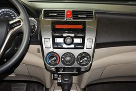 2012款本田锋范1.5L自动精英版