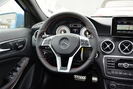 2015款奔驰A200限量运动版