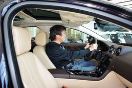 2015款捷豹XJL 3.0 SC四驱全景商务版