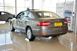 2014款斯柯达速派1.8TSI手动名仕版