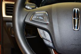 2014款林肯MKZ 2.0T尊耀版