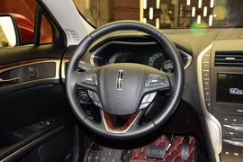 2014款林肯MKZ 2.0T尊耀版