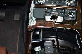 2014款奥迪A8L 45TFSI quattro专享型