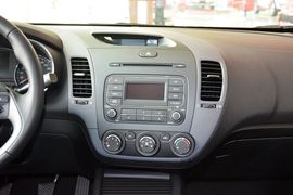 2015款起亚K3 1.6L自动DLX