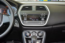 2014款铃木锋驭1.6 CVT进取型