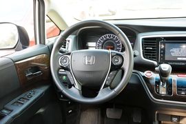 2015款本田奥德赛2.4L至尊版