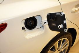 2015款英菲尼迪Q50L 2.0T舒适版