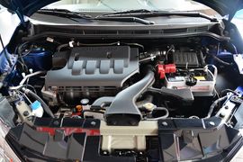 2015款启辰D50 1.6L自动豪华版
