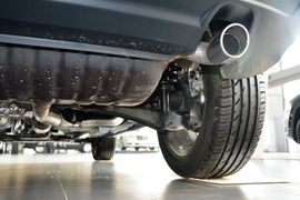 2014款Jeep指南者2.4L 四驱豪华版 改款