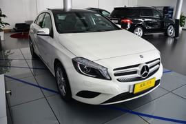 2015款奔驰A180