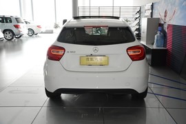 2015款奔驰A180
