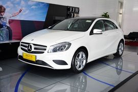 2015款奔驰A180