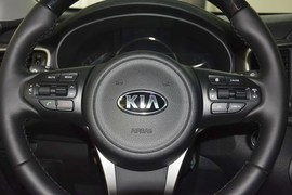 2015款起亚索兰托L 2.4GDI五座汽油4WD尊贵版