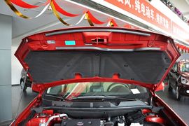 2012款日产逍客2.0XL火CVT两驱