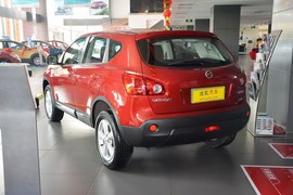 2012款日产逍客2.0XL火CVT两驱
