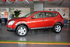 2012款日产逍客2.0XL火CVT两驱