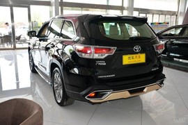 2015款丰田汉兰达2.0T 7座四驱豪华导航版