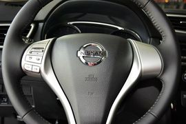 2014款日产奇骏2.0L XE CVT时尚版两驱