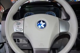 2015款启辰D50 1.6L手动豪华版
