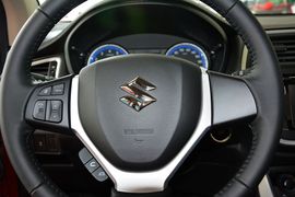 2014款铃木锋驭1.6L CVT精英型