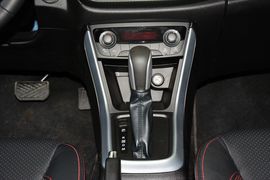 2014款铃木锋驭1.6L CVT精英型