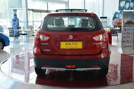 2014款铃木锋驭1.6L CVT精英型
