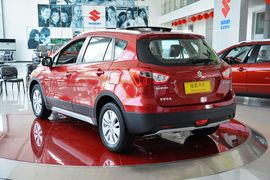 2014款铃木锋驭1.6L CVT精英型