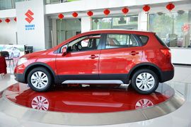 2014款铃木锋驭1.6L CVT精英型